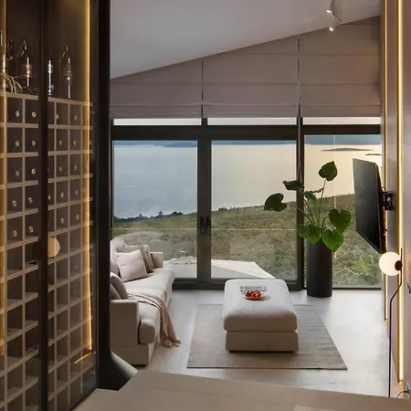 Luxury Bevel House Villa